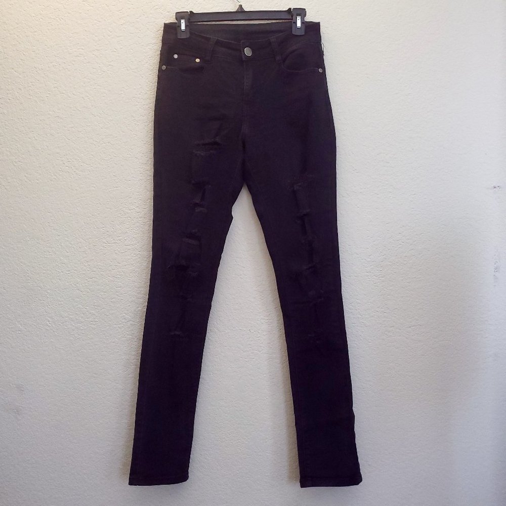 Black, distressed skinny jeans